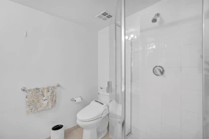 Guest Bathroom Photo of 2602 1238 Melville, Vancouver, BC