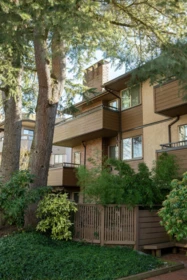 Backyard Photo of 203 2480 W 3rd Avenue, Vancouver, BC