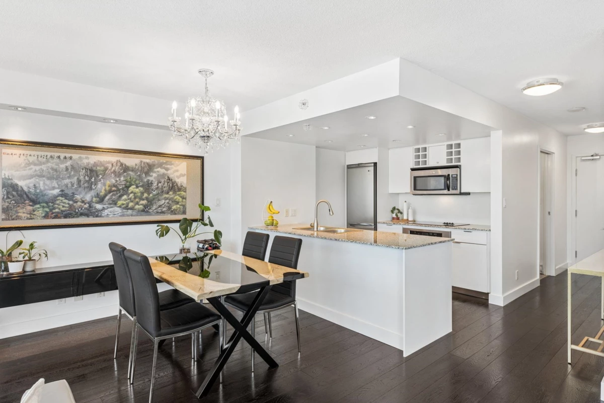 Dining Area Photo of PH2605 788 Hamilton Street, Vancouver, BC