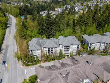 Garden / Landscaping Photo of 201 2951 Silver Springs Boulevard, Coquitlam, BC
