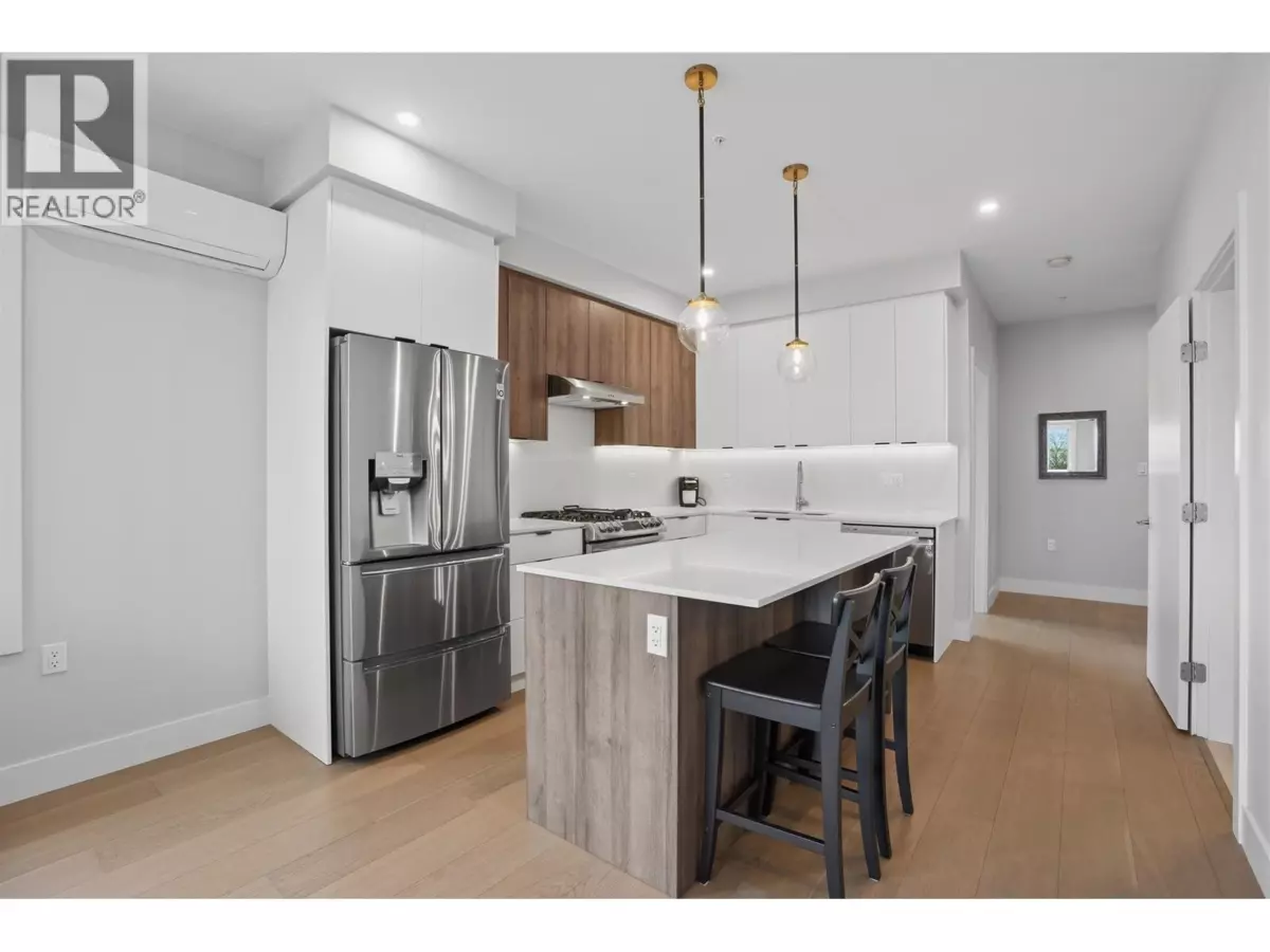 Living Room Photo of 301 4686 51 Street, Ladner, BC