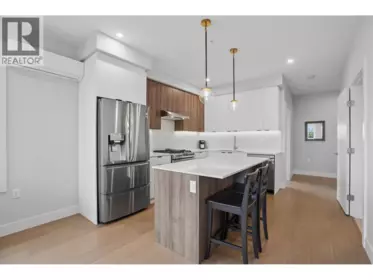 301 4686 51 Street, Ladner, BC, Ladner — Apartment/Condo for sale