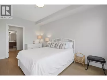 Powder Room Photo of 301 4686 51 Street, Ladner, BC