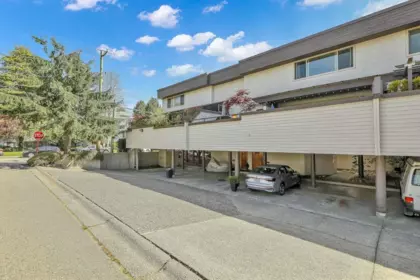 Garden / Landscaping Photo of 1491 Merklin Street, White Rock, BC