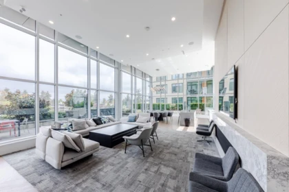 Hallway Photo of 3006 7388 Kingsway, Burnaby, BC
