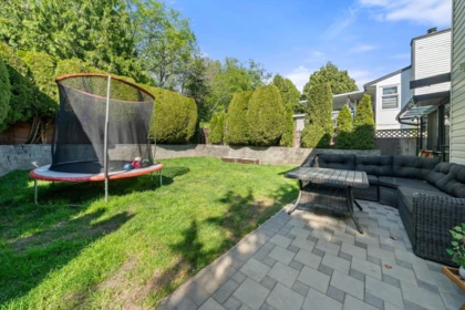 Garden / Landscaping Photo of 12501 76a Avenue, Surrey, BC