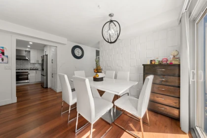 Primary Bedroom Photo of 12501 76a Avenue, Surrey, BC
