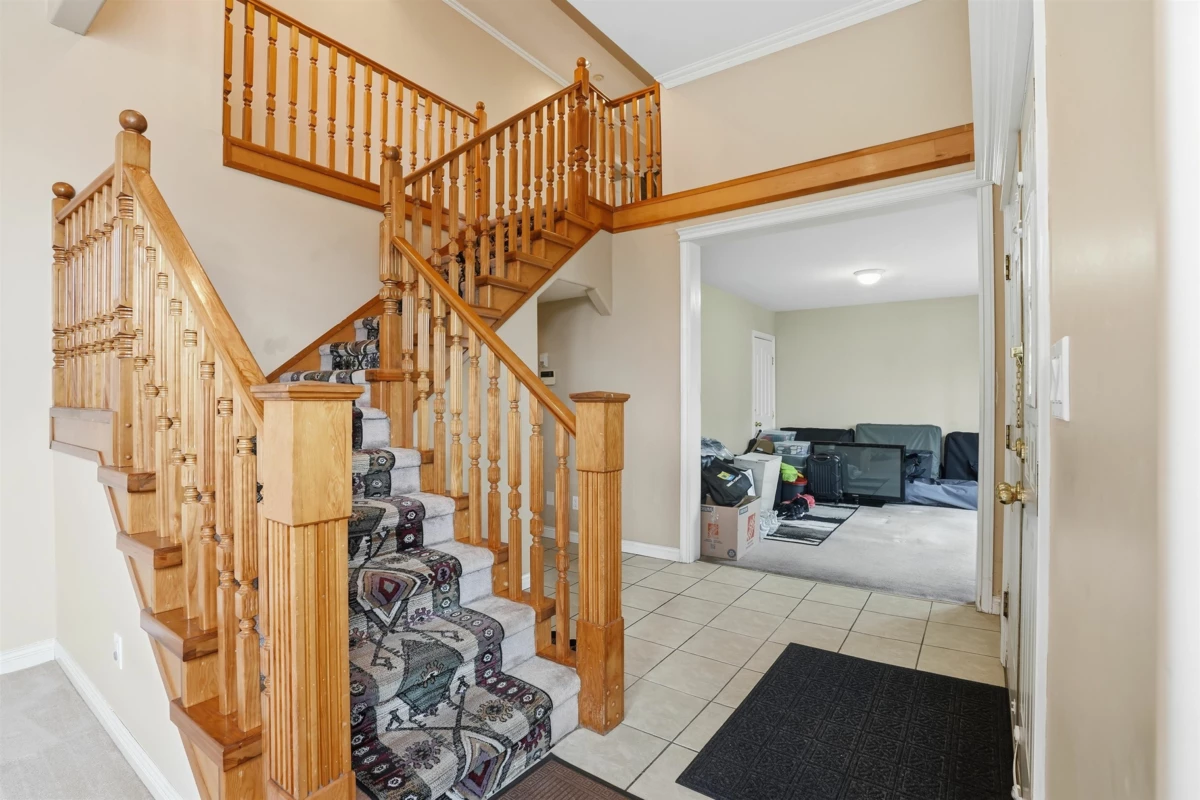 Family Room Photo of 6593 125a Street, Surrey, BC