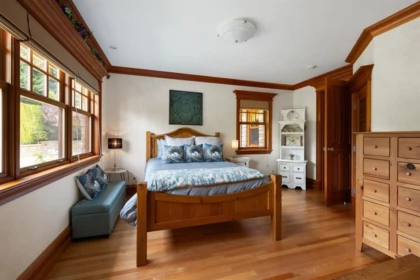 Entry Foyer Photo of 3122 136 Street, Surrey, BC
