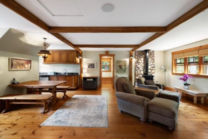 Garden / Landscaping Photo of 3122 136 Street, Surrey, BC