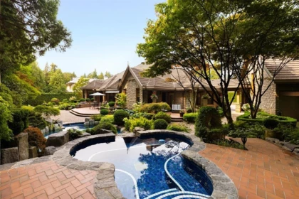 Hot Tub / Spa Photo of 3122 136 Street, Surrey, BC