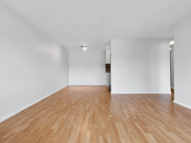 Primary Bedroom Photo of 704 1026 Queens Avenue, New Westminster, BC