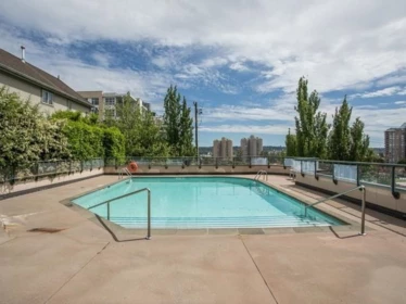 Swimming Pool Photo of 704 1026 Queens Avenue, New Westminster, BC