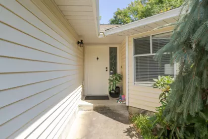 Front Yard Photo of 9286 212 Street, Langley, BC