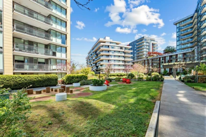 Outdoor Deck Photo of 1106 8199 Capstan Way, Richmond, BC