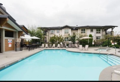 Garden / Landscaping Photo of 201 3082 Dayanee Springs Boulevard, Coquitlam, BC