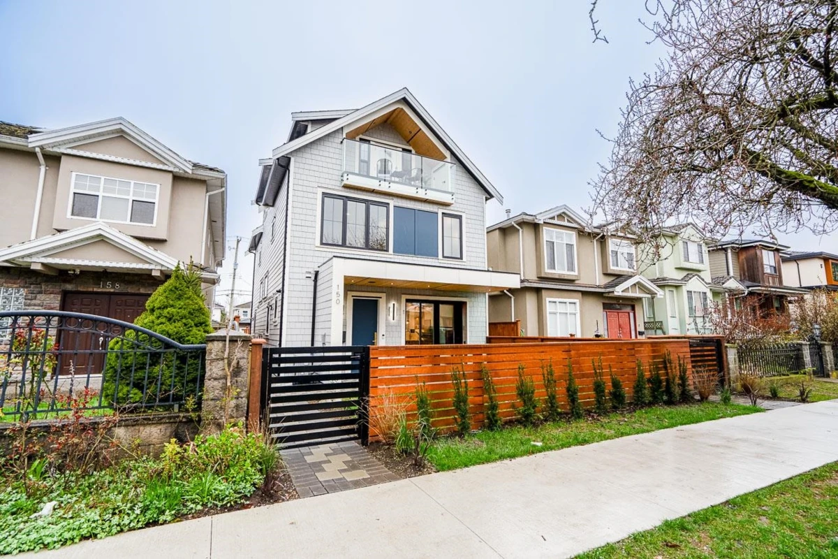 Exterior Rear Photo of 1 150 E 51st Avenue, Vancouver, BC