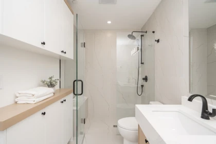 Mudroom Photo of 1 150 E 51st Avenue, Vancouver, BC