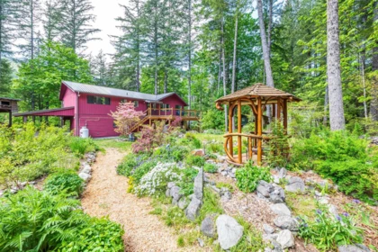 Outdoor Deck Photo of 4030 Midnight Way, Squamish, BC