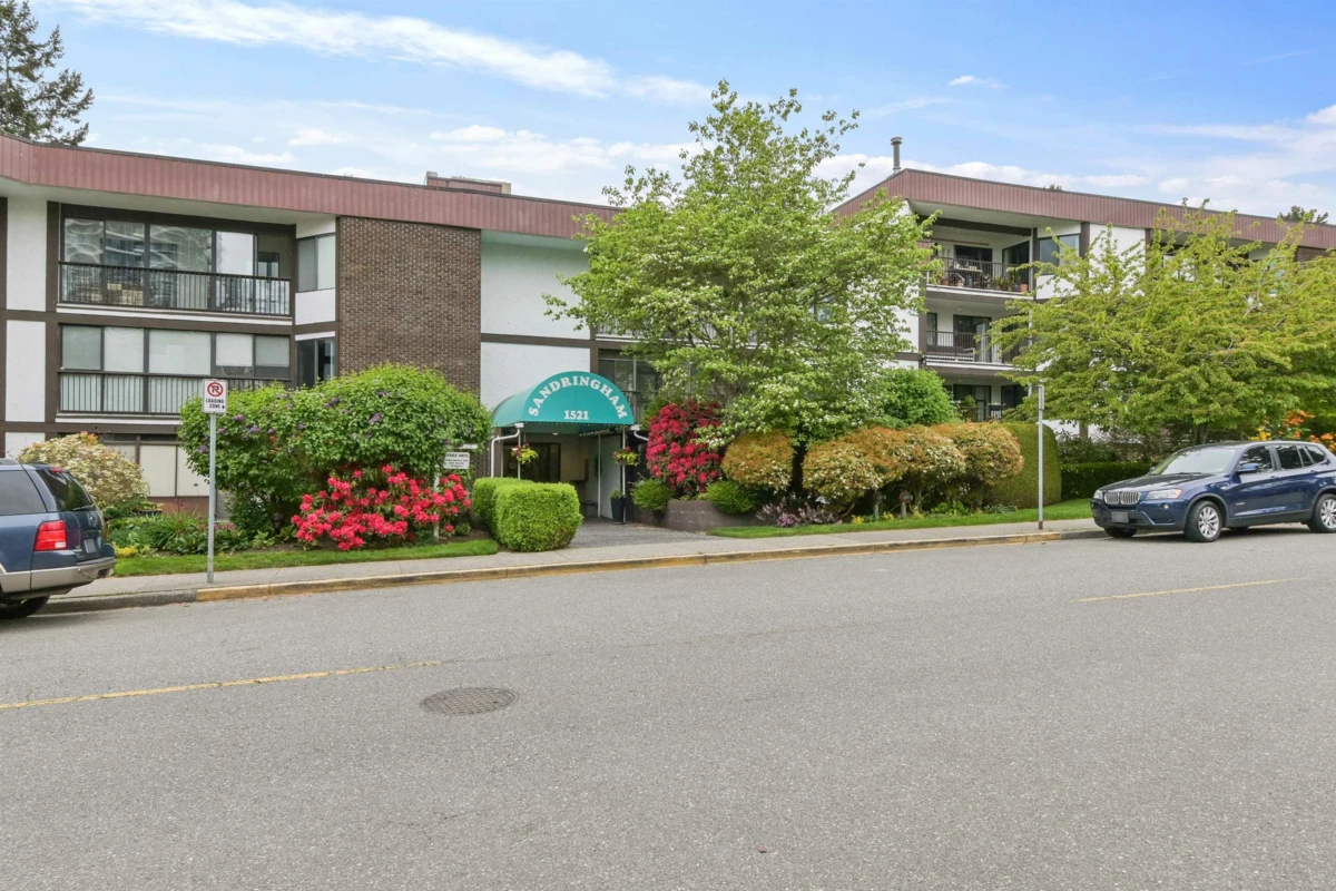 Exterior Rear Photo of 210 1521 Blackwood Street, White Rock, BC