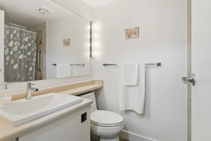 Bedroom 3 Photo of 210 1521 Blackwood Street, White Rock, BC