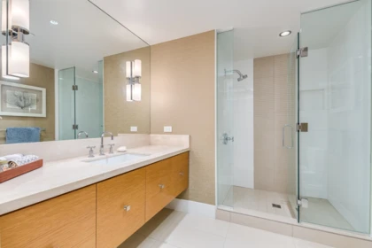 Laundry Room Photo of 3204 667 Howe Street, Vancouver, BC