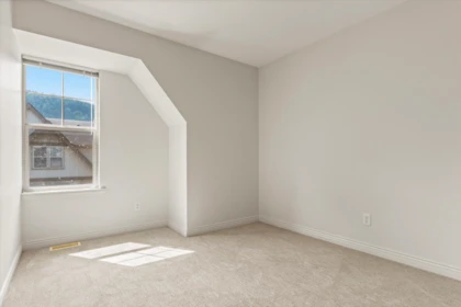 Entry Foyer Photo of 34 5556 Peach Road, Chilliwack, BC