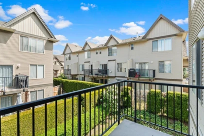 Swimming Pool Photo of 34 5556 Peach Road, Chilliwack, BC