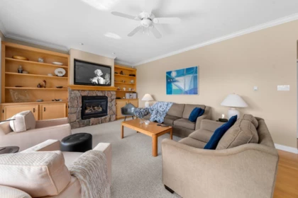 Basement Recreation Room Photo of 8742 166 Street, Surrey, BC