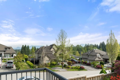 Loft / Bonus Room Photo of 8742 166 Street, Surrey, BC