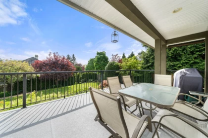 Powder Room Photo of 8742 166 Street, Surrey, BC