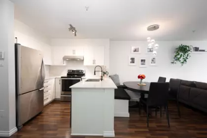 Basement Recreation Room Photo of 314 225 Newport Drive, Port Moody, BC