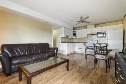 Basement Recreation Room Photo of 12649 89 Avenue, Surrey, BC