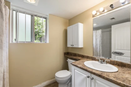 Mudroom Photo of 12649 89 Avenue, Surrey, BC