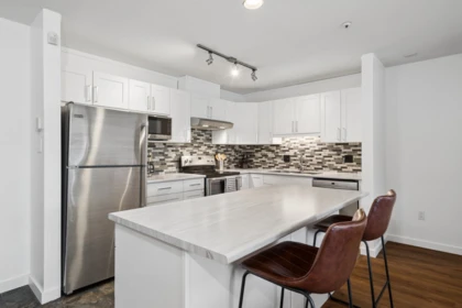 413 2968 Burlington Drive, Coquitlam, BC, Coquitlam — Apartment/Condo for sale