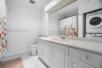 Primary Bathroom Photo of 413 2968 Burlington Drive, Coquitlam, BC
