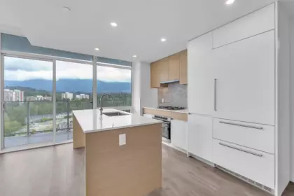 Kitchen Photo of 1708 200 Klahanie Court, West Vancouver, BC