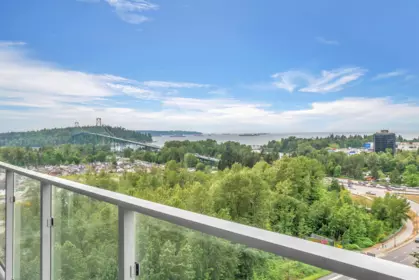 Staircase Photo of 1708 200 Klahanie Court, West Vancouver, BC