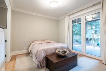 Basement Recreation Room Photo of 2615 Dogwood Drive, Surrey, BC