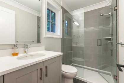 Hot Tub / Spa Photo of 2615 Dogwood Drive, Surrey, BC
