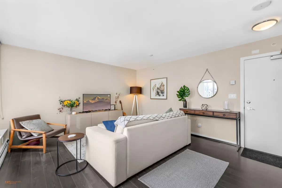 Living Room Photo of 514 1708 Columbia Street, Vancouver, BC