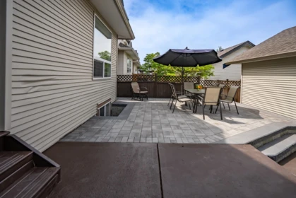 Front Yard Photo of 19141 68 Avenue, Surrey, BC