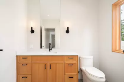 Mudroom Photo of 865 Forster Lane, Bowen Island, BC