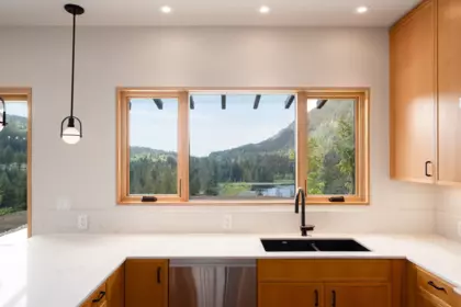 Primary Bathroom Photo of 865 Forster Lane, Bowen Island, BC