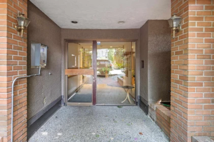Backyard Photo of 102 1055 W 13th Avenue, Vancouver, BC