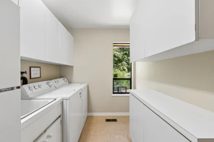 Hot Tub / Spa Photo of 396 Mathers Avenue, West Vancouver, BC