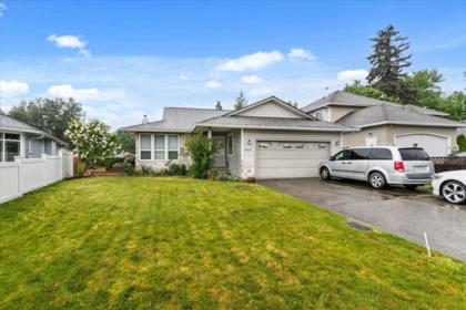 3319 Firhill Drive, Abbotsford, BC, Abbotsford — Single Family Residence for sale