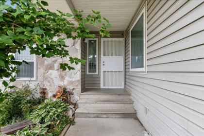 3319 Firhill Drive, Abbotsford, BC, Abbotsford — Single Family Residence for sale
