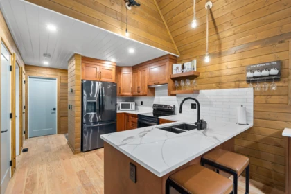 Pantry Photo of HG171 71399 Grove Boulevard, Hope, BC