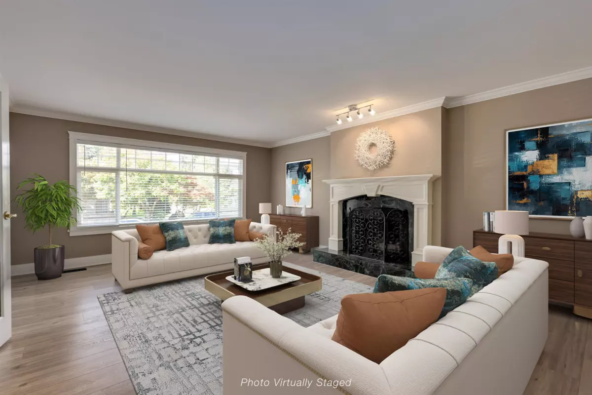 Living Room Photo of 6488 Sunshine Place, Delta, BC